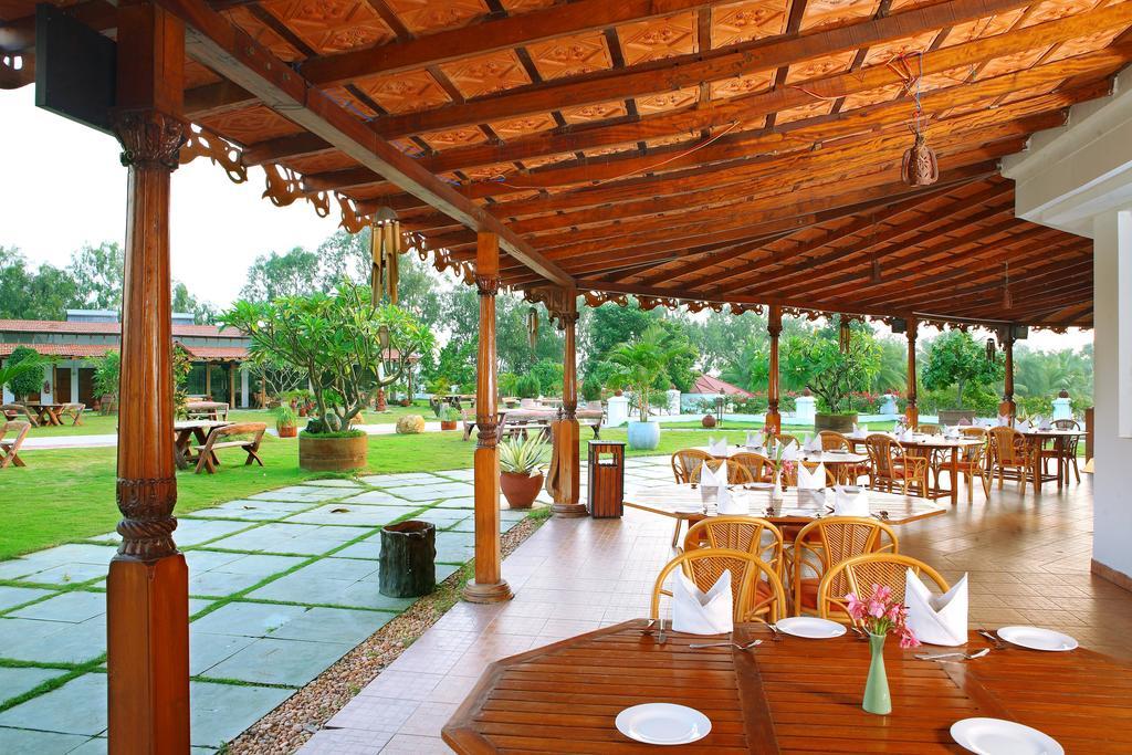 Chariot Beach Resort Mahabalipuram Extérieur photo