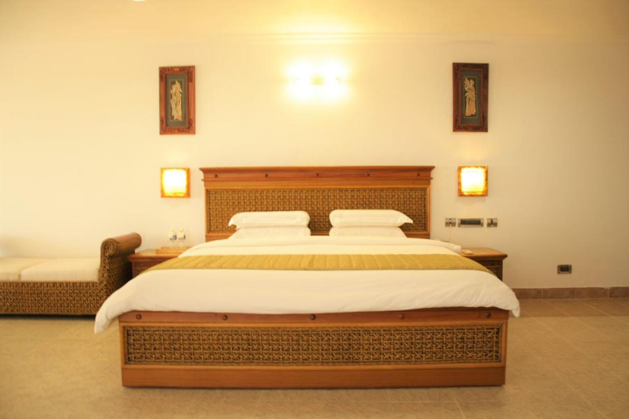 Chariot Beach Resort Mahabalipuram Extérieur photo